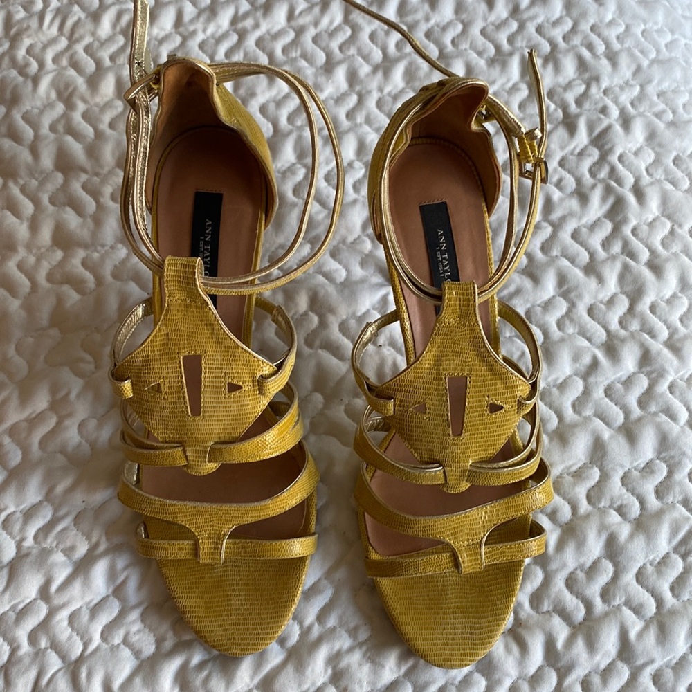 Ann Taylor yellow heels, sandals, size 9-1/2. Worn once.